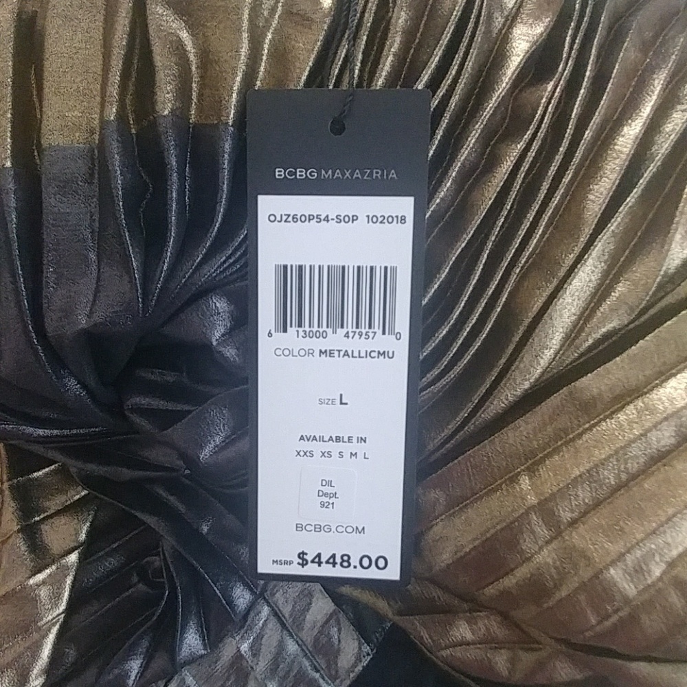 BCBG Metallic Color-blocked Pleated Gown - Picture 7 of 8
